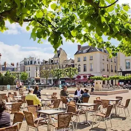 Joli Le Cocon Des Arenes, Roosevelt Arena アパート ランス