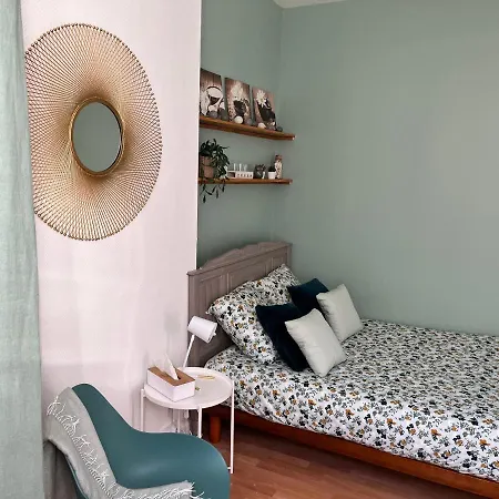 Joli Le Cocon Des Arenes, Roosevelt Arena رانس